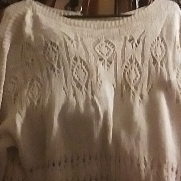 3/4 sleeved sweater - Picture 1 of 2